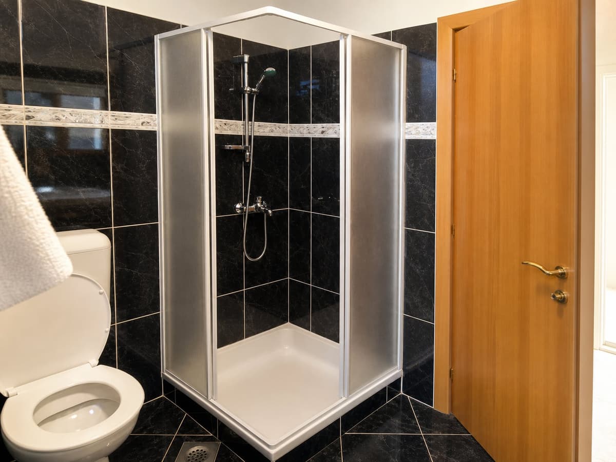 Double or Twin Room with Balcony & Sea View — photo 3