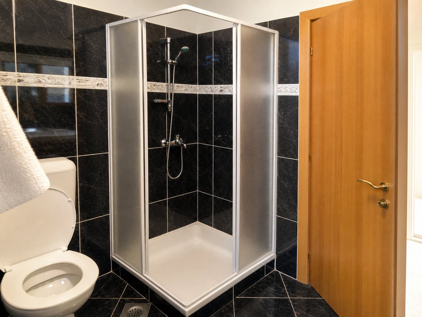 Double or Twin Room with Balcony — photo 3